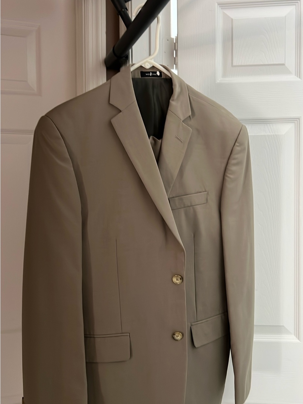 Men's Tailored Taupe Blazer - Two-Button Sport Coat